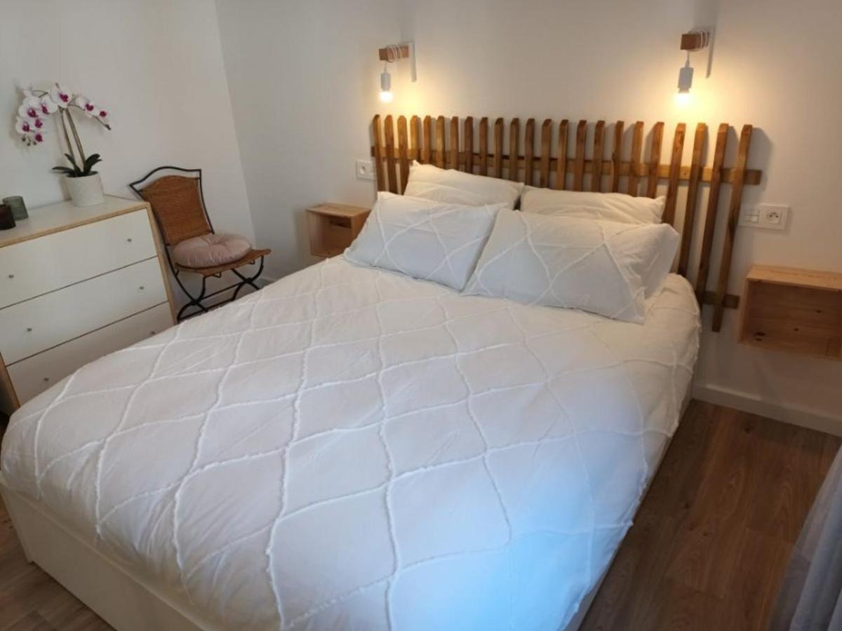 T2 Renove, Centre-ville Hendaye, Proche Baie, Sans Ascenseur, Balcon, Calme, Wifi Non Inclus - Fr-1-239-850 Apartment